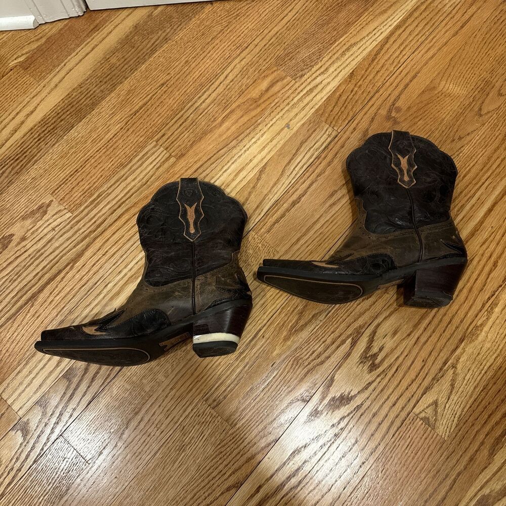 ARIAT Dahlia Western Boots Genuine Leather Engraved Women 9 B - Picture 4 of 9